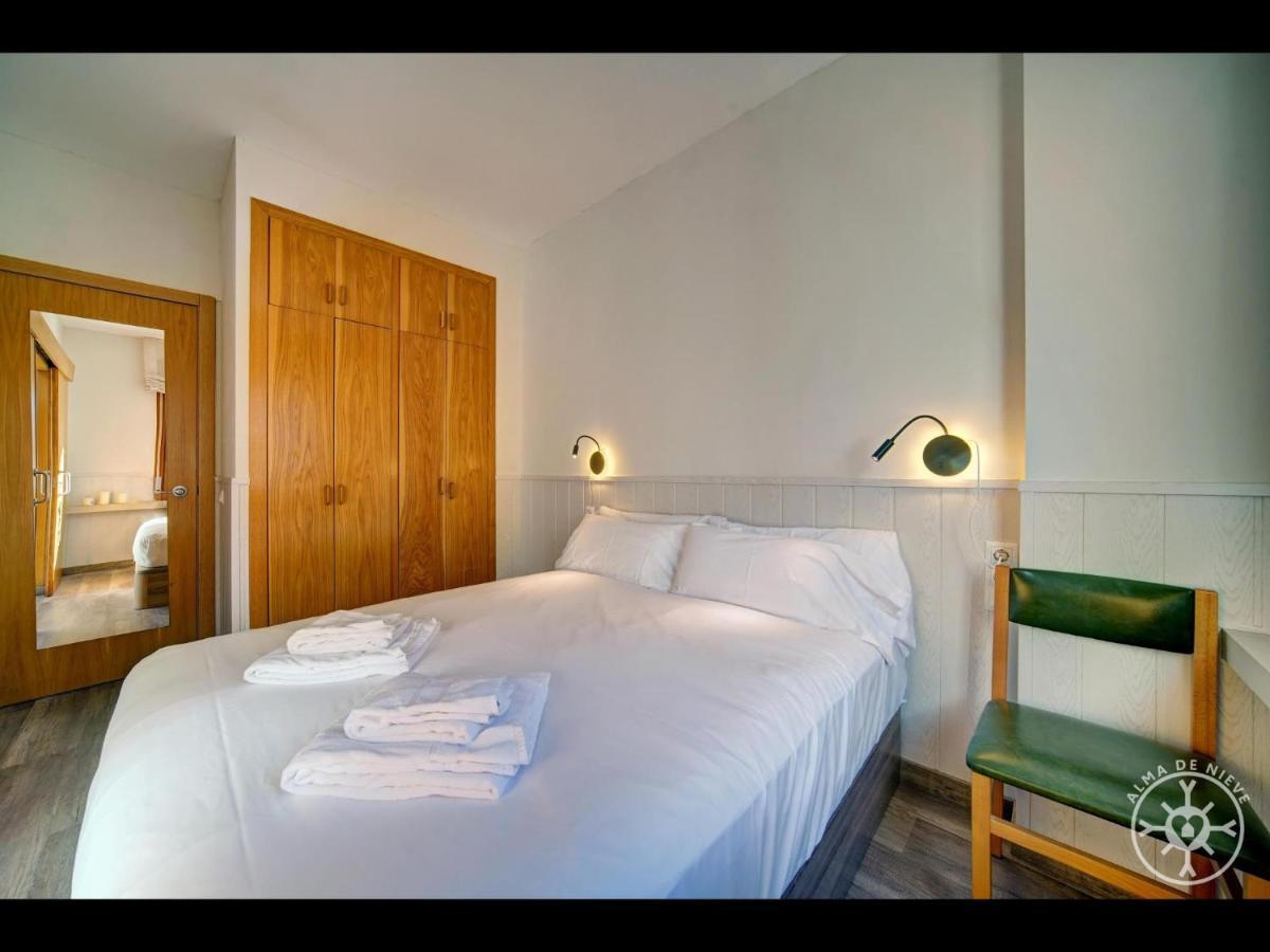 Apartamento Maladeta De Alma De Nieve Baqueira Beret Exterior foto